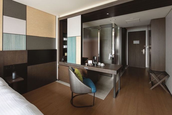 Imagen de la habitación del Hotel Pullman Tokyo Tamachi. Foto 13