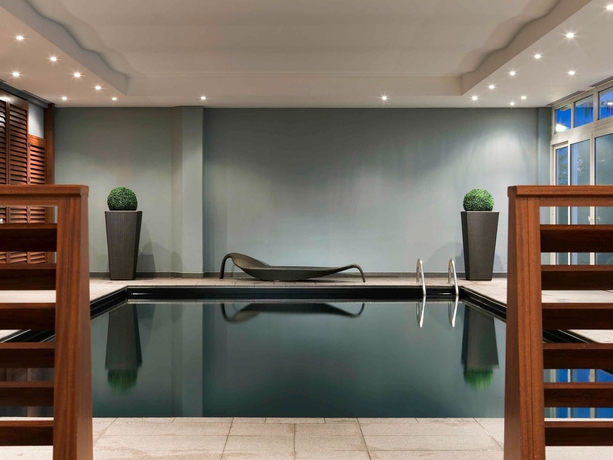 Imagen de los exteriores del Hotel Pullman Toulouse Airport. Foto 9