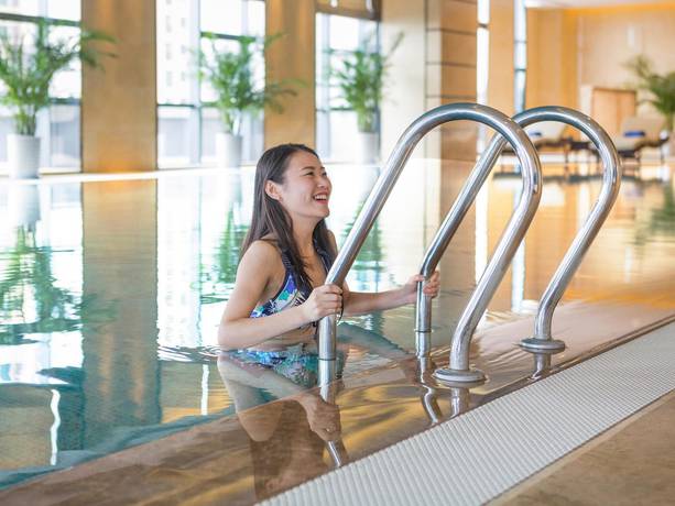 Imagen de la piscina del Hotel Pullman Weifang. Foto 20