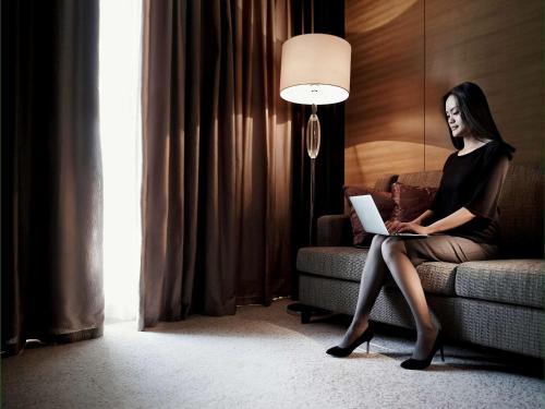 Imagen general del Hotel Pullman Wuxi New Lake. Foto 4