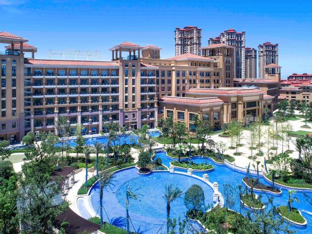 Imagen de la piscina del Hotel Pullman Yueyang Hotel. Foto 20