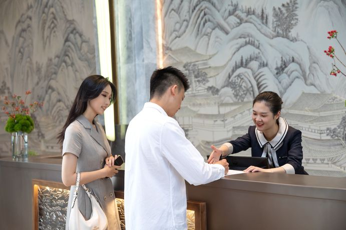 Imagen de los interiores del Hotel Pullman Yuxi. Foto 18