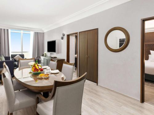 Imagen de la habitación del Hotel Pullman Zamzam Makkah. Foto 18