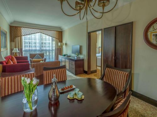 Imagen de la habitación del Hotel Pullman Zamzam Makkah. Foto 19