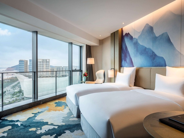 Imagen de la habitación del Hotel Pullman Zhoushan Seaview. Foto 7