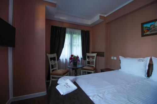 Imagen de la habitación del Hotel Pulpudeva Family. Foto 15