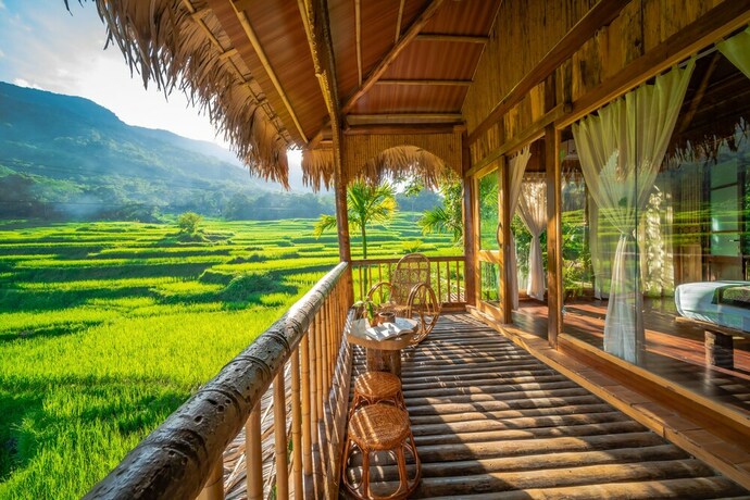 Imagen de la habitación del Hotel Puluong Luna Resort. Foto 18