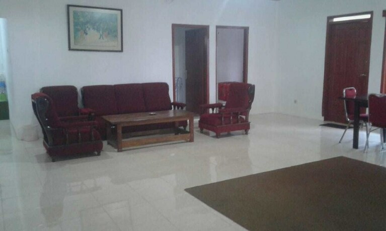 Imagen de la habitación del Hotel Puncak Camp Hills. Foto 14
