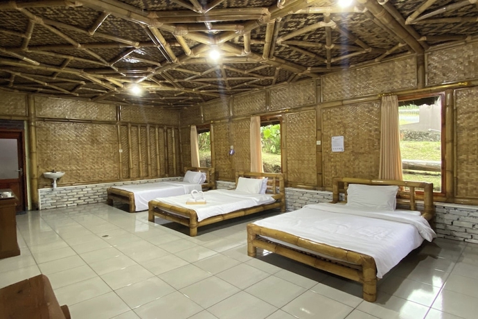 Imagen de la habitación del Hotel Puncak Darajat Highland. Foto 8