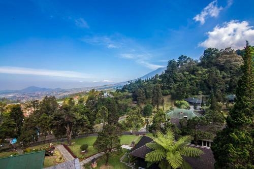 Imagen general del Hotel Puncak Pass Resort. Foto 3