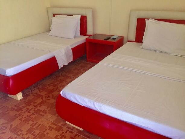 Imagen general del Hotel Pundaquit Luxury Resort. Foto 2