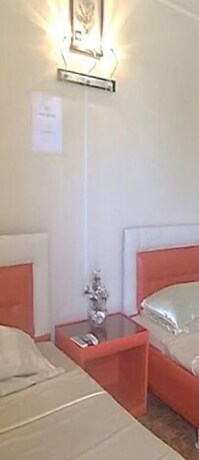 Imagen de la habitación del Hotel Pundaquit Luxury Resort. Foto 29