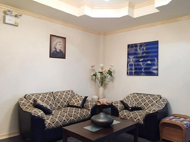 Imagen de los interiores del Hotel Pundaquit Luxury Resort. Foto 37