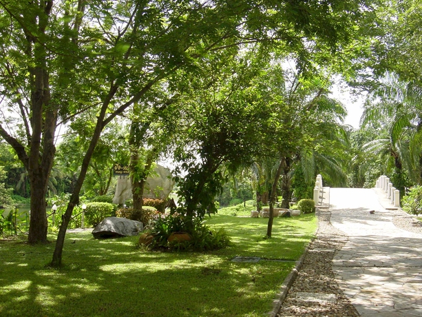Imagen de los exteriores del Hotel Pung-waan Resort and Spa Kanchanaburi. Foto 8