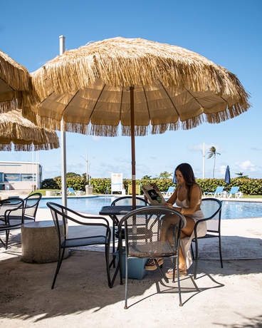 Imagen de la piscina del Hotel Punta Borinquen Resort. Foto 19