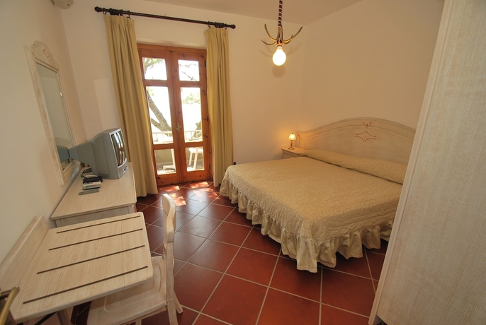 Imagen de la habitación del Hotel Punta Chiarito Resort. Foto 3