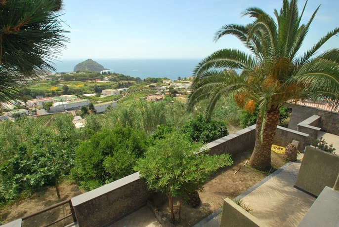 Imagen de la habitación del Hotel Punta Chiarito Resort. Foto 6