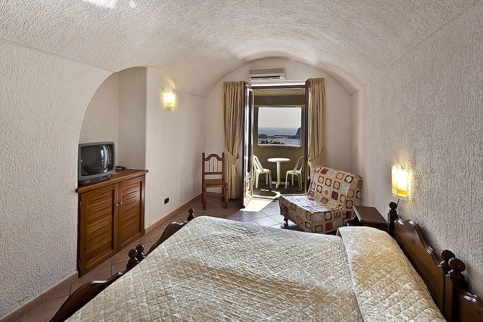 Imagen de la habitación del Hotel Punta Chiarito Resort. Foto 14