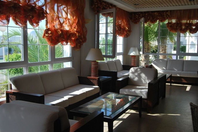 Imagen de los interiores del Hotel Punta Del Cantal - Adults Only. Foto 19