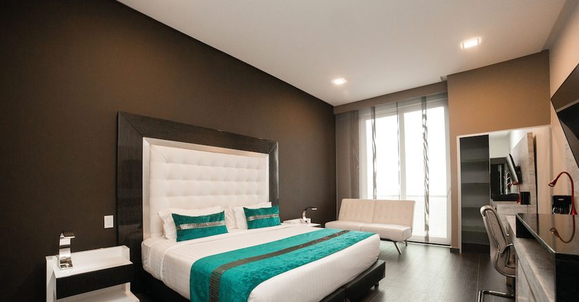 Imagen de la habitación del Hotel Punta Diamante Premium. Foto 2