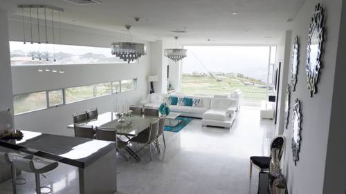 Imagen de la habitación del Hotel Punta Diamante Resort. Foto 5