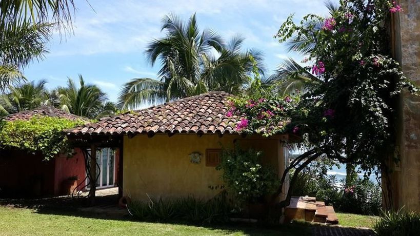 Imagen de la piscina del Hotel Punta Franca. Foto 13