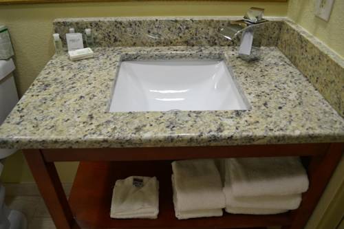 Imagen de la habitación del Hotel Punta Gorda Waterfront & Suites. Foto 3
