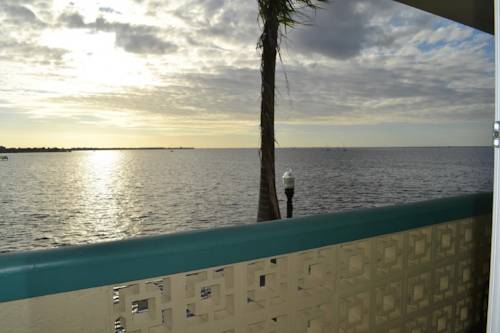 Imagen de la habitación del Hotel Punta Gorda Waterfront & Suites. Foto 5