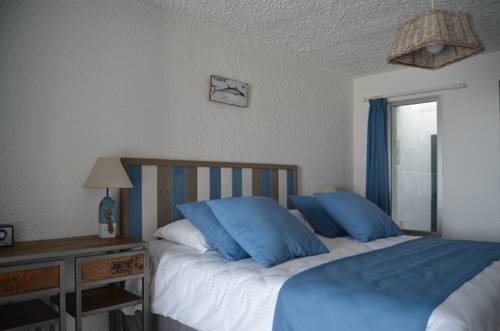 Imagen de la habitación del Hotel Punta Lara. Foto 2