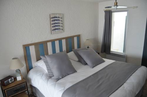 Imagen de la habitación del Hotel Punta Lara. Foto 4