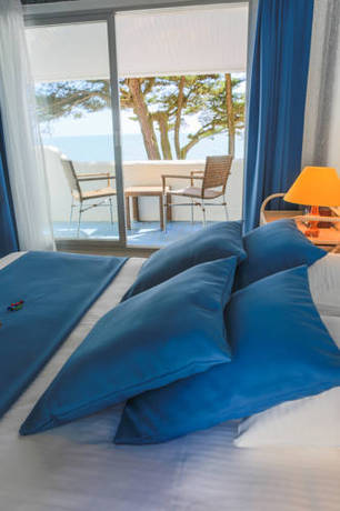 Imagen de la habitación del Hotel Punta Lara. Foto 10