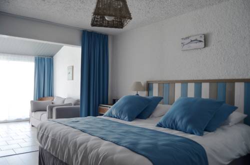 Imagen de la habitación del Hotel Punta Lara. Foto 14