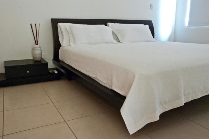 Imagen de la habitación del Hotel Punta Leona. Foto 15