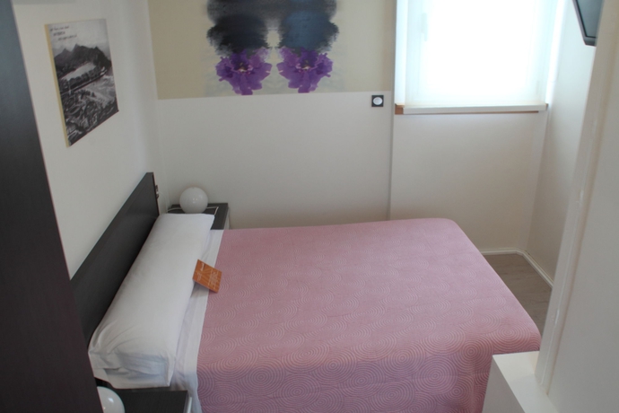 Imagen de la habitación del Hotel Punta Monpás. Foto 5