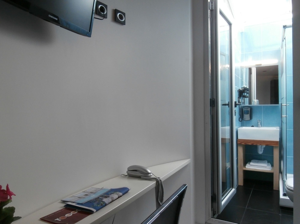 Imagen de la habitación del Hotel Punta Monpás. Foto 8