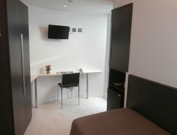 Imagen de la habitación del Hotel Punta Monpás. Foto 11