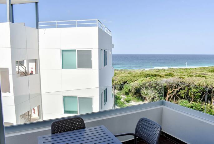 Imagen general del Hotel Punta Mundaca Suites. Foto 4