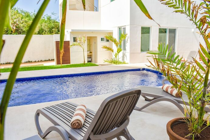 Imagen general del Hotel Punta Mundaca Suites. Foto 11