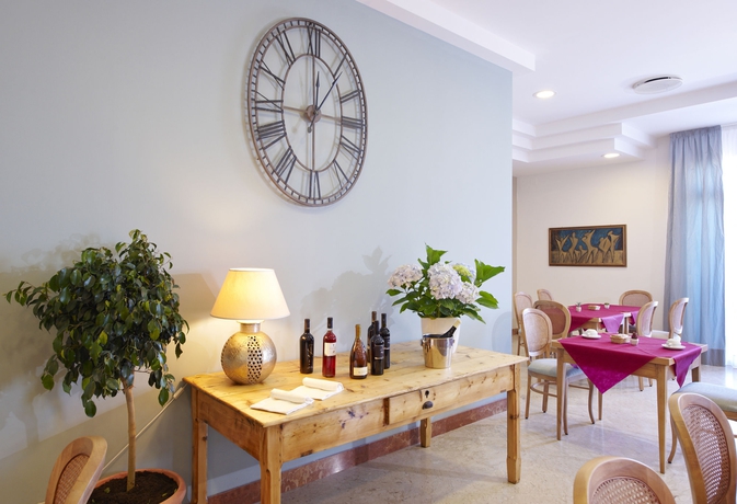 Imagen del bar/restaurante del Hotel Punta Nord - Est. Foto 3