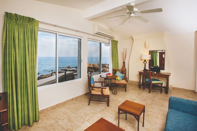 Imagen de la habitación del Hotel Punta Pescadero Paradise. Foto 7