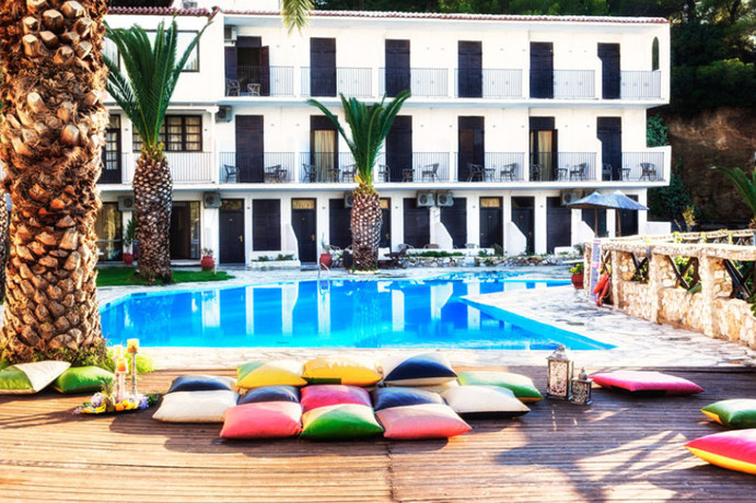 Imagen general del Hotel Punta, Punta. Foto 14