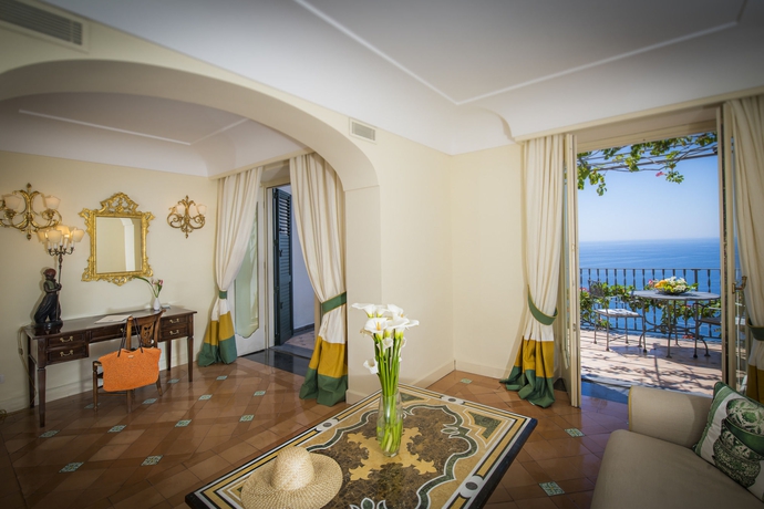 Imagen de los interiores del Hotel Punta Regina. Foto 14