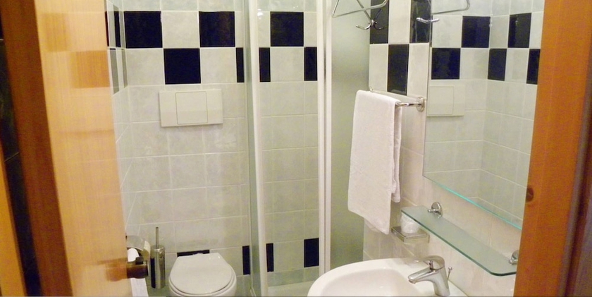 Imagen de la habitación del Hotel Punta San Francesco. Foto 10