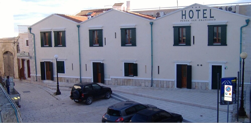 Imagen general del Hotel Punta San Francesco. Foto 2