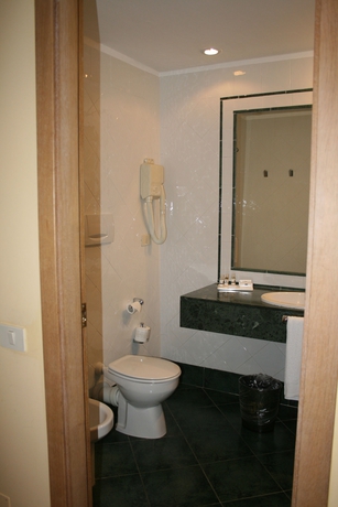 Imagen de la habitación del Hotel Punta San Martino. Foto 10