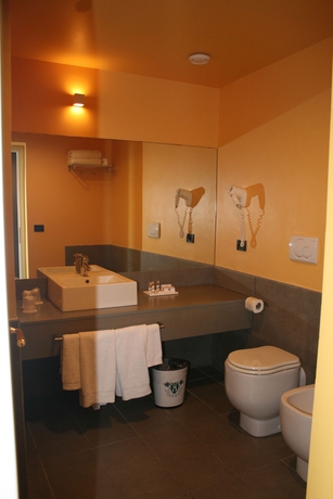 Imagen de la habitación del Hotel Punta San Martino. Foto 12