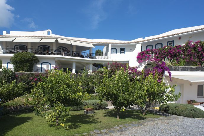 Imagen general del Hotel Punta Scario. Foto 1