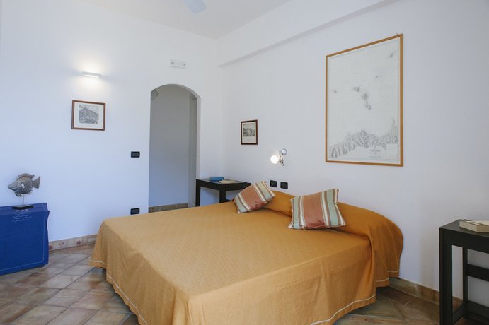 Imagen de la habitación del Hotel Punta Scario. Foto 8