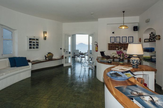 Imagen de los interiores del Hotel Punta Scario. Foto 20