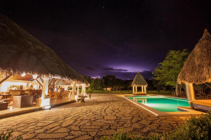 Imagen de los interiores del Hotel Punta Teonoste. Foto 8